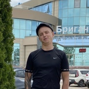 Александр, 30, Бородино (Красноярский край)