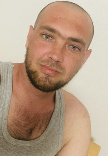 La mia foto - Sergey, 32 di Bratislava (@sergey1117444)