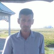 Виктор, 47, Осинники