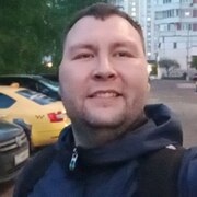 Артем, 30, Москва