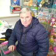Владимир, 63, Викулово