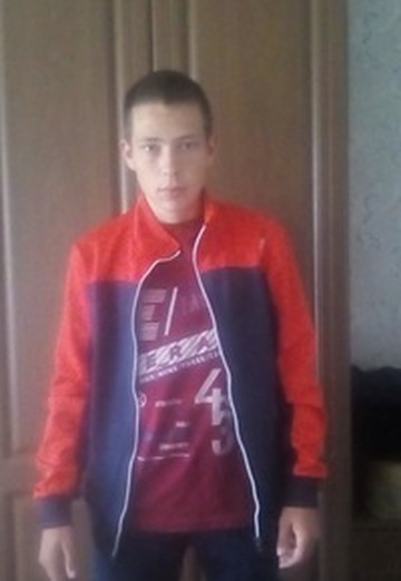 Моя фотография - Дмитрий, 25 из Бийск (@dmitriy279432)