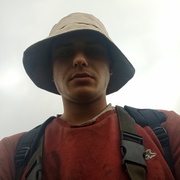 Илья, 20, Орел