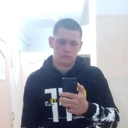 Максим, 20, Валуйки