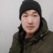 Илья, 31, Чара