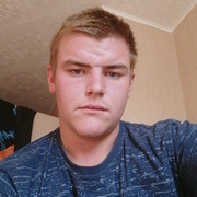 Виталий, 21, Черепаново