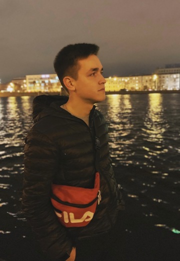 Моя фотография - Данил, 25 из Санкт-Петербург (@universaldan)