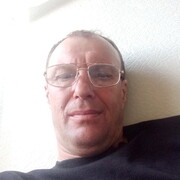 Олег, 46, Невельск