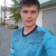 Александр, 31, Арамиль