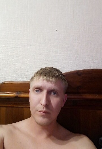 Моя фотография - Андрей, 35 из Санкт-Петербург (@andrey703647)