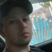 Александ, 32, Зеленогорск (Красноярский край)