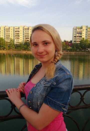 La mia foto - Tatyana, 30 di Krasnoznamensk (@tanuha8476741)