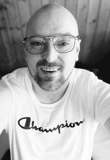 Atze M. (@mvr1984) — my photo № 1