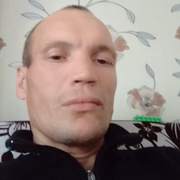 Михаил, 39, Кирс