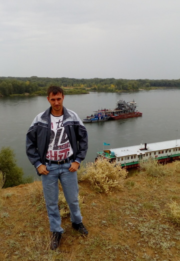 Моя фотография - Анатолий, 35 из Семей (@anatoliy53236)
