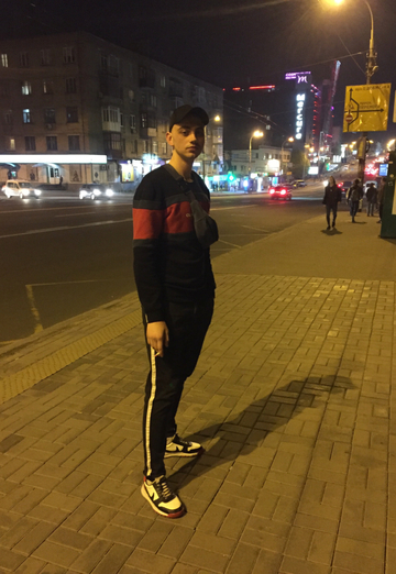 Моя фотографія - Edik, 26 з Київ (@erik9531)