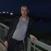 Олег, 40, Москва