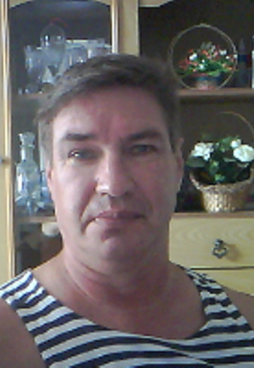 Моя фотография - Юрий, 60 из Каменск-Уральский (@uriy102881)