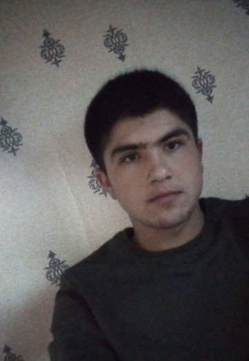 Моя фотография - Otabek, 25 из Хабаровск (@otabek2422)