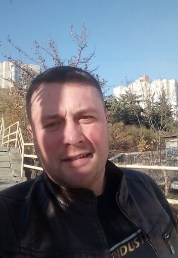 Моя фотография - Виктор, 38 из Великий Новгород (@viktor196351)