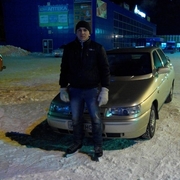 Алексей, 27, Шарлык