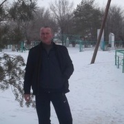 Леша, 41, Харабали