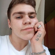 Максим, 21, Монино