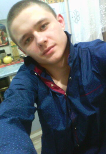 Моя фотография - сергей, 25 из Великий Новгород (@fyhjmhvmyhvujv)