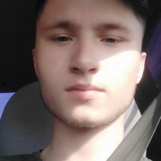 Иван, 21, Кизляр
