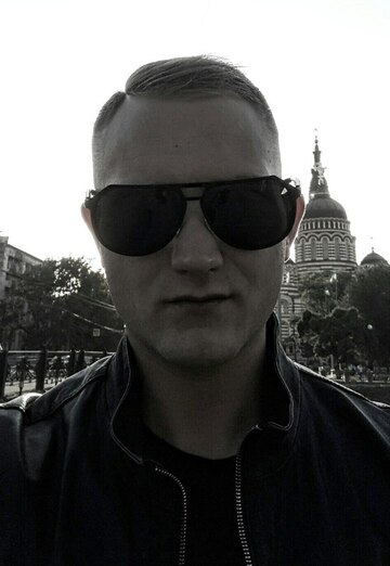 Моя фотография - Денис, 30 из Харьков (@denis185239)