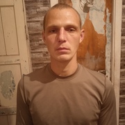 Андрей, 30, Покровка