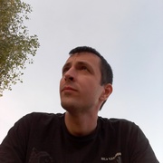 Антон, 31, Чертково