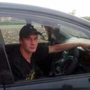 Иван, 31, Покровка