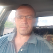 Олег, 49, Киров