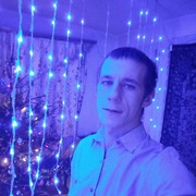 максим, 26, Ельня