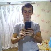 Николай, 31, Татищево