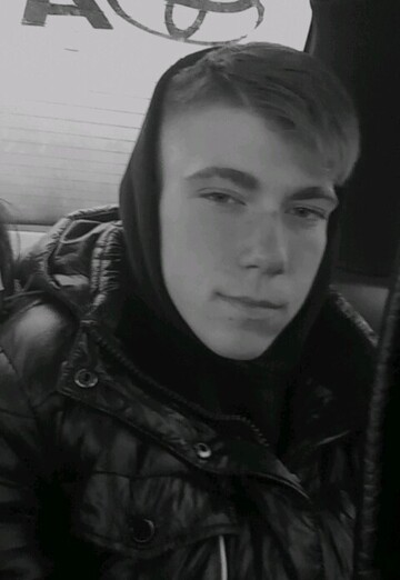 Моя фотография - Максим, 18 из Южно-Сахалинск (@maksim323757)