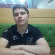 Олег, 32, Качканар