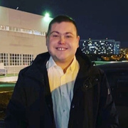 Илья, 27, Лобня