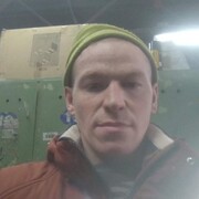 владимир, 27, Слободской