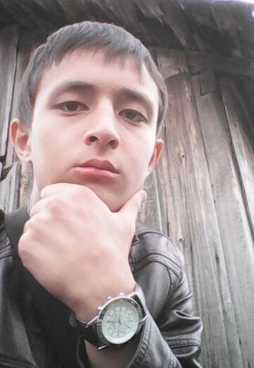 Моя фотография - Бек, 25 из Новотроицк (@bek9101)