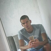 илья, 22, Майкоп