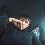 Женя, 23, Новоуральск