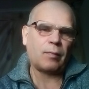 Михаил, 68, Енисейск