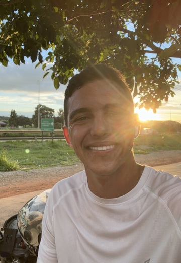 Daniel (@daniel12433) — my photo № 1