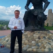Артём, 31, Черногорск