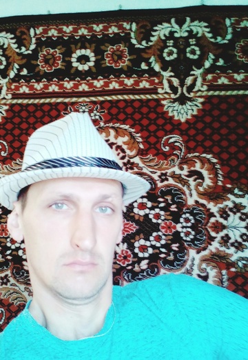 Моя фотография - Александр, 43 из Жешарт (@aleksandr590612)