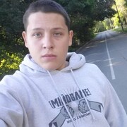 Даня, 22, Орск
