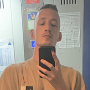 Юра, 24, Владимир