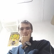 Алексей, 21, Яковлевка